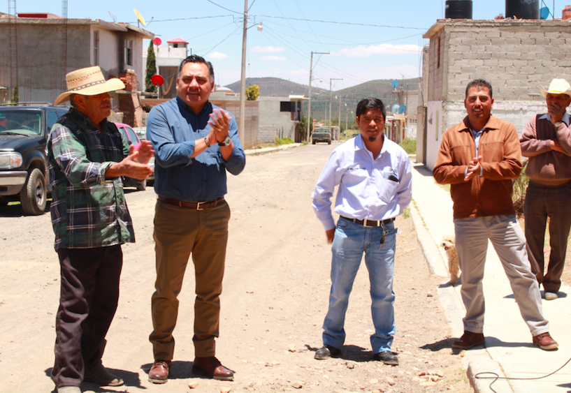 Arrancan obra pública en comunidades de Tetla